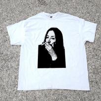 Oriana Fallaci Inspired T-Shirt | Bold Literary Graphic Tee | Feminist Journalist Clothing | Gift for Writers & Independent Thinkers L
