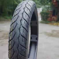 90/90-18 visureigio motociklo vakuuminė padanga 6 sluoksnių didelio greičio neslystanti galinė padanga smėlis