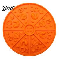 Pet Feeding Mat Soft Silicone Lick Mat Slow Food with Strong Suction Cup Multi-Grid Spill Prevention Pizza Shape Dog Eating Bowl Accessory M oranžinė