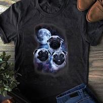 Cute pug design in space, full moon, stars, milky way T-Shirt - Gift for Dog Lovers - Funny Dog - Pug Mom - Pug Lovers - Mother's Day XL