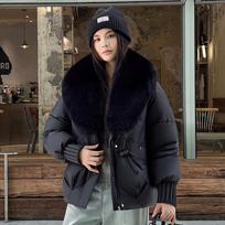 Streetwear Didelio kailio apykaklės Pūkais medvilne paminkštinta striukė Moteriška žieminė trumpa parka Pašiltinti šilti paltai Mados lauko drabužiai M juoda
