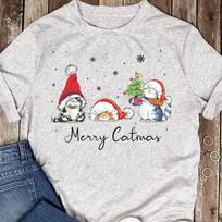 Merry Catmas T-Shirt: Cats in Santa Hats, Christmas Cat Lover Gift S