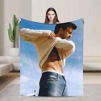 Jonathan Bailey Actor Knitted Blanket Comedy Fuzzy Throw Blanket Summer Air Conditioning Personalised Soft Warm Bedspreads Size: 75*100cm, Weight: 230 GSM