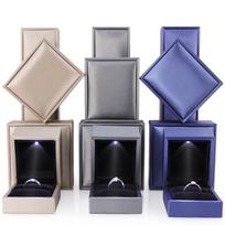 Luxury Custom Led Light Leather Jewelry Box Ring Gift Case Pendant Bracelet Bangle Necklace Packaging Storage