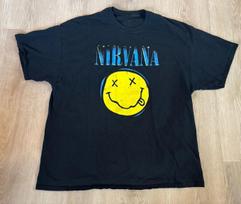 Licensed Nirvana Men’s Size 2XL Smiley Face 100% Cotton T-shirt Mens Tees Top Distressed Style Black EUC 4XL