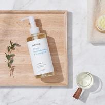 A.True Origin Pure Balancing Cleansing Oil 300ml