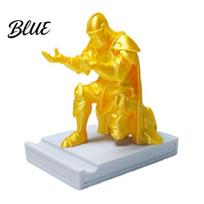 Durable PLA Pen Storage 3D Printed Knight Holder Kneeling Stand Exquisite Halloween Stationery Holder Sculpted Statue Creative Desk Organizer auksinė