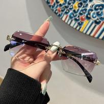 Lightweight Frameless Polarizing Lens Sunnies Eyewear Anti-UV Glasses Square Frame Sunglasses  Gift Style 2