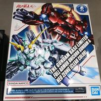 BANDAI Full Armor Unicorn Gundam & Neo Zeong Clear Version Model Kit