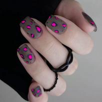 Pink Leopard Print Gray Mini Press-On Nail Tips, Ready-Made and Finished Nails Glue Version