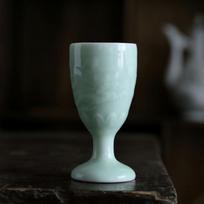 Blue & White Retro Ceramic Baijiu Shot Glass - High-Footed Tavern Cup for Home Use