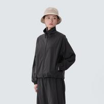 [Snowpeak] Route Women's Stand Neck Windbreaker Charcoal (S25MWRWB65) 85