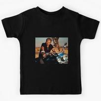 Johnny sur sa moto  classique Kids T-Shirt 140