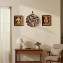 Decorative handwoven piece made from natural moonj fibers. 12-14 inches diameter natūrali/ruda