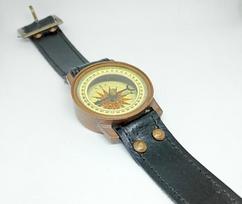 Saulės laikrodis, rankinis laikrodis, žalvarinis kompasas ir odiniai dirželiai, jūrinis, steampunk, rankų darbo M aero