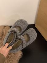 Flat-bottomed white curly wool shoes, versatile season Velcro Doudou shoes on the outside 35 pilka spalva