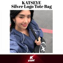 [Pre-Order]KATSEYE – Silver Logo Tote Bag [KATSEYE ESSENTIALS Official MD]