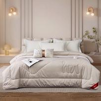 Mengjie Meriel All-Season Camel Wool Quilt