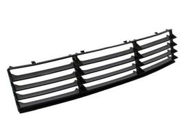 VW Passat B5 00-05 front bumper grille, middle