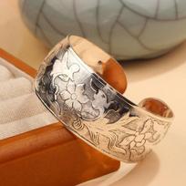 Bohemian Ethnic Style Retro Silver Open Bangle Carved Flower Wide Bracelet Vintage Boho Fashion Jewelry Accessories for Women