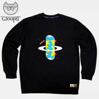 Doldol Woops-Mtm-48 Skateboarding Cat Oops Character Long Sleeve Sweatshirt Black/S