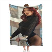 Singer D-Dua Lipas Summer Blanket Thin Blanket for Couch Sofa Warmth Bed Artificial Flannel Blankets Comfortable Size: 75*100cm, Weight: 230 GSM