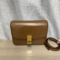 [Pre-Owned] Classic Box Gold Buckle Polished Calfskin Tofu Square Crossbody Shoulder Bag Medium - Very Good #11PXVQE ONE SIZE