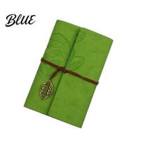 Refillable Journal Notebook Vintage Faux Leather Journal A5 A6 A7 6 Ring Loose-Leaf Retro Design with Metal Leaf Pendant for Writing Sketching, Middle tamsiai žalia spalva