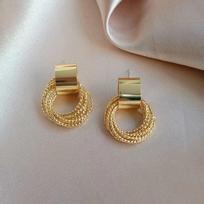 Retro Metal Multiple Small Circle Stud Earrings for Women Golden Color Big Hoop Earrings Korean Jewelry Fashion Wedding Party Earrings Jewelry Gift
