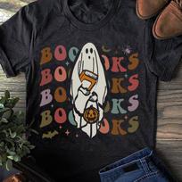 Groovy Ghost Reading T-Shirt: Funny Halloween Teacher Book Lover Tee 4XL