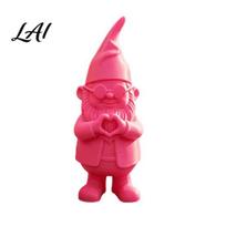 One-piece 3D Molding Printed Gnomes Medical Staff Ornament Doctor Figurine with Stethoscope And Nurse Gift Ornament Badge Cute Pink Statue for Desk S rožinė raudona spalva