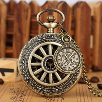 Tuščiaviduris mechanizmas Romėniški pakabinami priedai Retro kvarcinis laikrodis