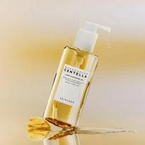 Madagascar Centella Light Cleansing Oil 200ml