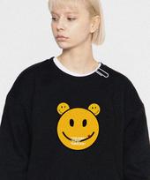Graver [Unisex] Big Bear Smile Sweatshirt_4 Colors Black/S
