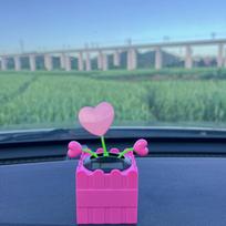 Swaying Heart Rose Car Ornament - A Lovely Floral Decoration for Car Interior and Home, Ideal As A Lady's Gift rožinė