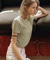 Annies Feather Half Sleeve Knit (Olive) Olive