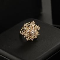 Sparkling Rotatable Snowflower Ring Light Luxury Zircon Finger Ring Creative Snowflake Ring  Party auksas