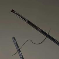 799 Edge Eyeliner