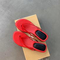 Fashion SUOJIALUN 2025 Summer New Brand Women Slipper Fashion Narrow Band Ladies Elegant Outdoor Dress Slides Low Wedge Heel Flip Flops 37 raudona