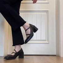 fashion Fashionable Cross Strap Thick High Heels for Women 2024 New High Heels for Women Round Toe Preppy Style 35 juoda
