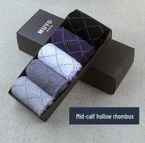 Vyriškos pusiau ilgos šukuotos medvilnės kojinės - 5 poros dėžutėje: Rudens ir žiemos verslo dovanų rinkinys 5 Pairs per Box black