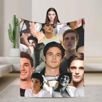 Jacob Elordi Australian Actor Blankets Warm Soft Plush Throw Blanket For Bedroom Travel Office Flannel Bedspread Bed Cover Size: 75*100cm, Weight: 230 GSM