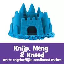 Kinetic Sand 2 svarų mėlynas žaidimų smėlis, formuojamas sensorinis žaislas vaikams, užsandarinamas maišelis (pakuotė gali skirtis), nuo 3 metų