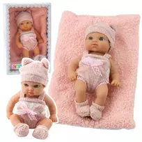 LEAN TOYS Kūdikio lėlė su antklode, baltais ir rožiniais drabužiais, kepure, 18 cm