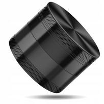 Metalinis rankinis žolelių malūnėlis KRASZER Crusher, 63 mm