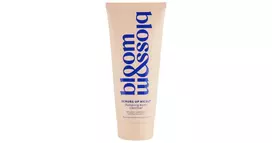 SCRUBS UP NICELY Polishing Body Cleanser Šveičiamasis kūno prausiklis, 200g