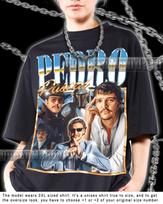 Pedro Pascal T-Shirt, Vintage 90s Style Mandalorian Shirt Retro Fan Tee SweaT-Shirt R008 M