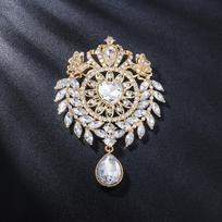 Weiman Green Butterfly Flower Brooches Luxury Women Fashion Rhinestone Crystal Gold Plated Alloy Customize Designer Brooch Pins XD825501-1 auksas