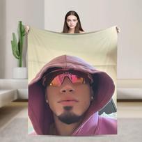 Omar Courtz Singer Warm Soft Blanket Kids Plush Bedding Throws Pattern Couch Chair Flannel Bedspread Sofa Bed Cover Size: 75*100cm, Weight: 230 GSM
