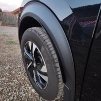 Automobilio priekinis ir galinis sparnas, purvasaugis, purvasaugiai, skirti „Peugeot 2008–2022“ kėbulo komplektams, blizgūs Gloss Black